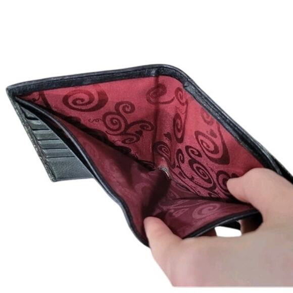 Brighton Black Embossed Leather Wallet - Hearts & Paisley Design - Elegant Style - Picture 11 of 12